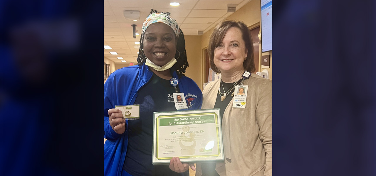 nurse shakita johnson receives daisy award honor 2024